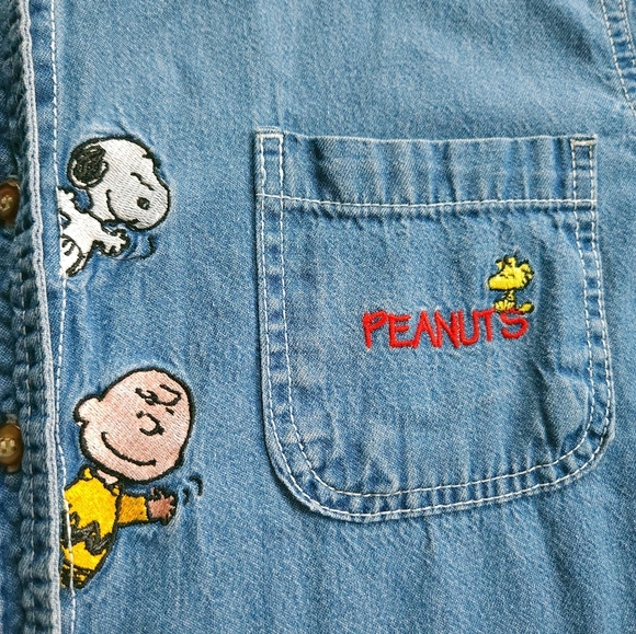 Vintage Snoopy Peanuts Chambray Denim Button Up Pocket Shirt 14w/16w - Picture 6 of 7